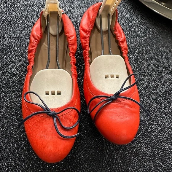J. Crew Orange Leather Flats with Black Bow - Picture 1 of 7